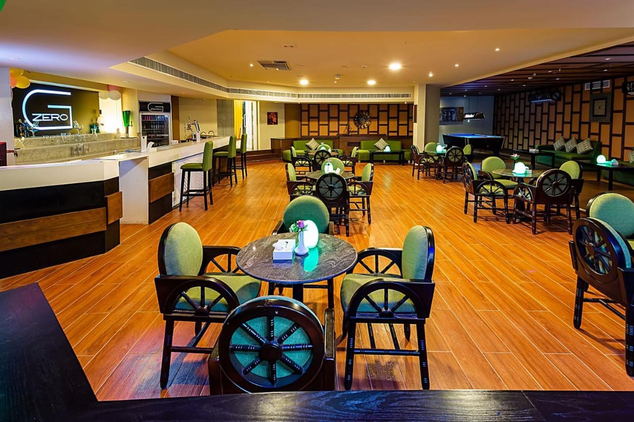 Phoenicia Tower Hotel And Spa Манама Экстерьер фото
