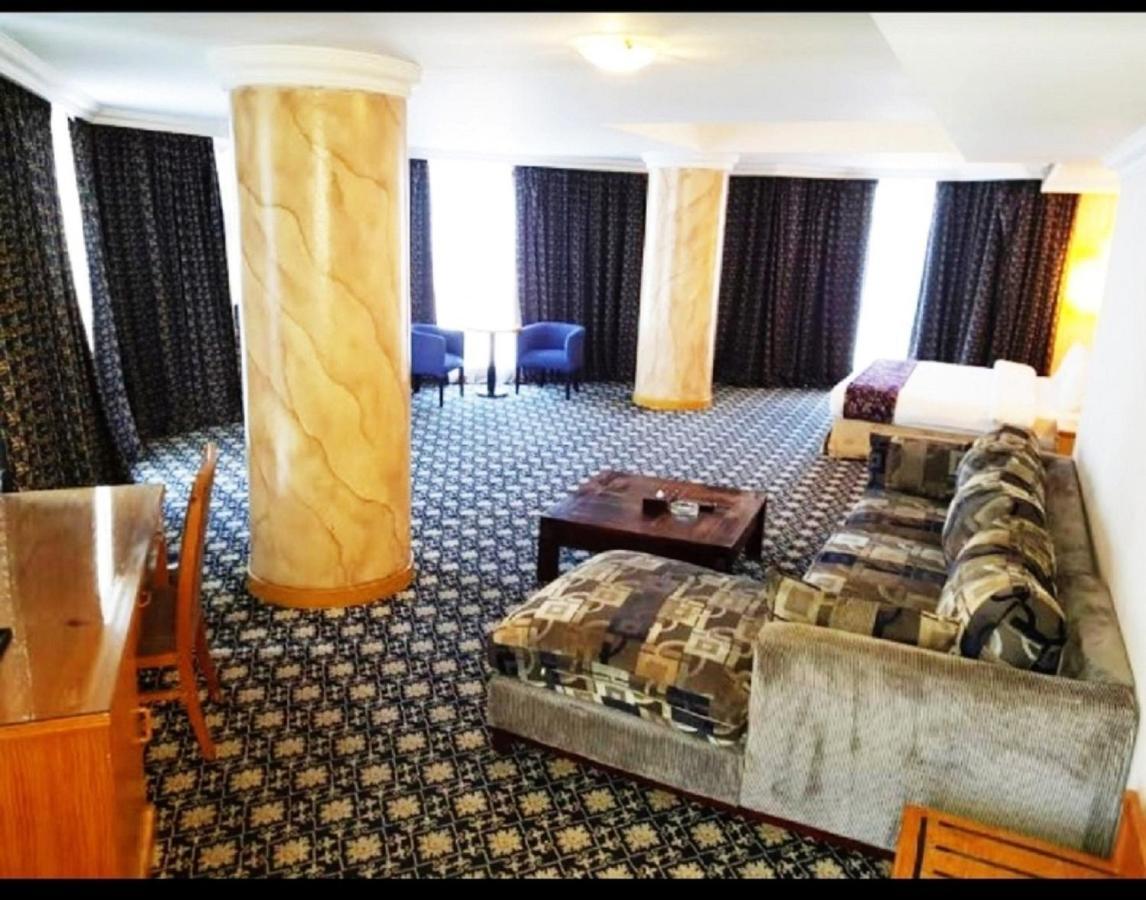 Phoenicia Tower Hotel And Spa Манама Экстерьер фото