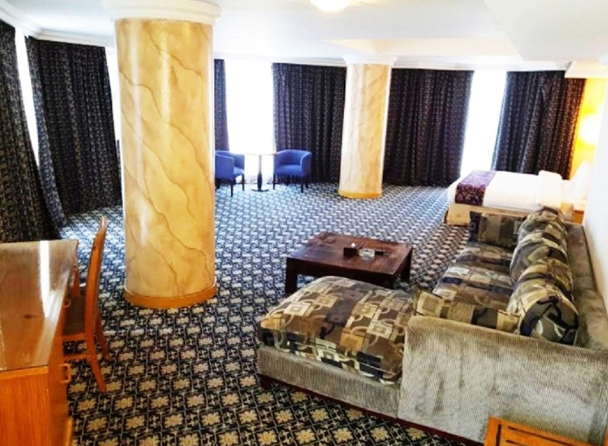 Phoenicia Tower Hotel And Spa Манама Экстерьер фото