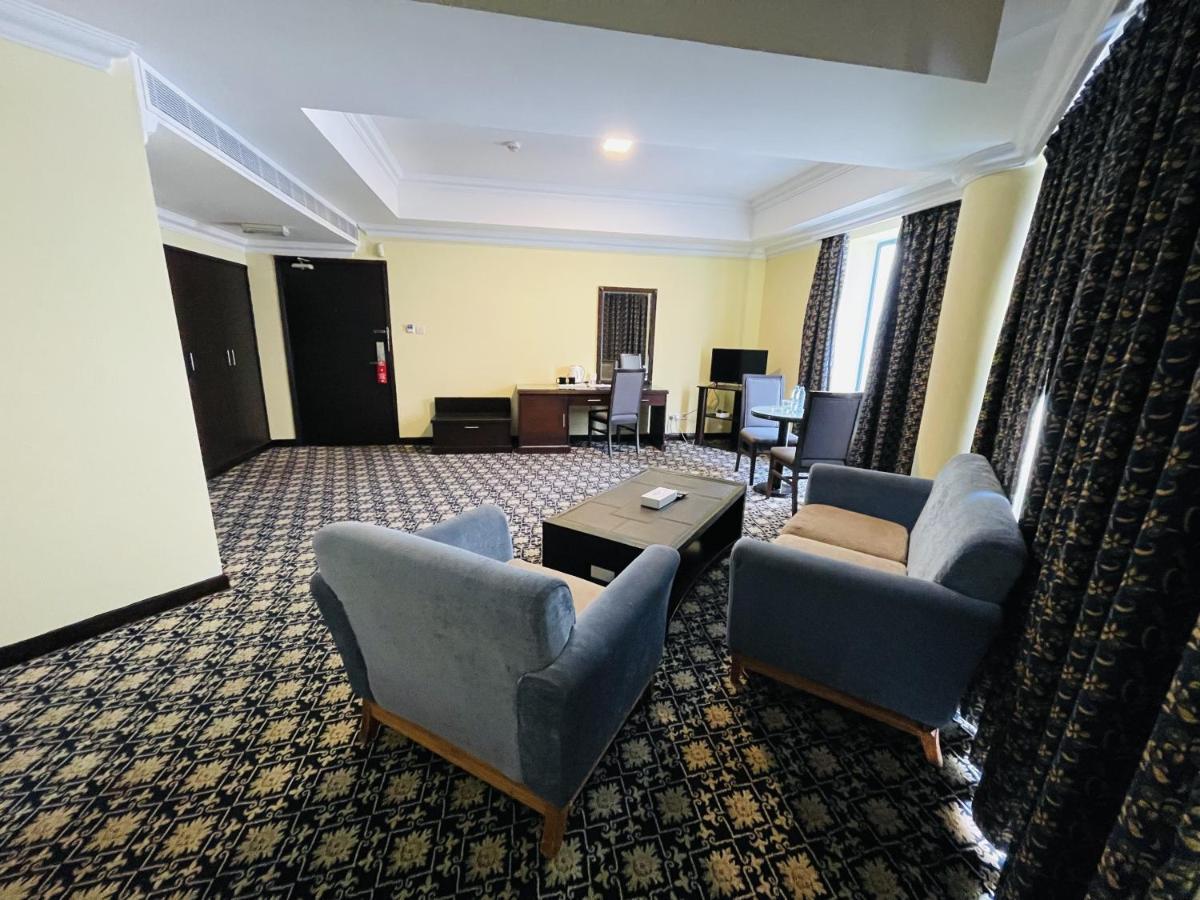 Phoenicia Tower Hotel And Spa Манама Экстерьер фото
